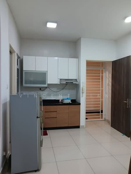 Service Residence for Rent at Skysuites @ Meldrum Hills - Vincent Gian - Kitchen - PropertyGuru.com.my