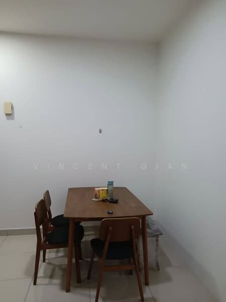 Service Residence for Rent at Skysuites @ Meldrum Hills - Vincent Gian - Dining Room - PropertyGuru.com.my