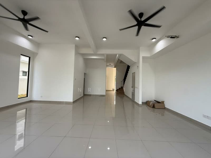 2-storey Terraced House for Rent in Cyberjaya (Selangor) - Henry Liew - Living Room - PropertyGuru.com.my