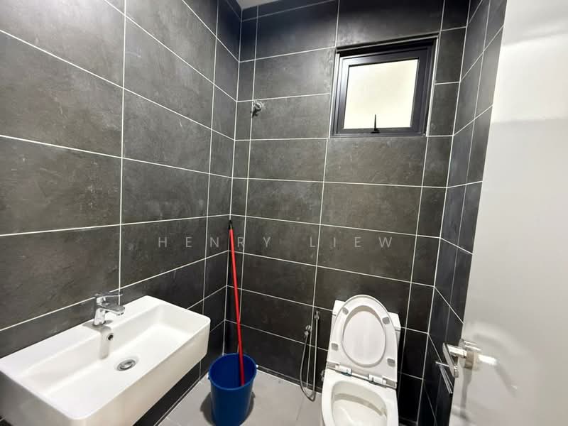 2-storey Terraced House for Rent in Cyberjaya (Selangor) - Henry Liew - Bathroom - PropertyGuru.com.my