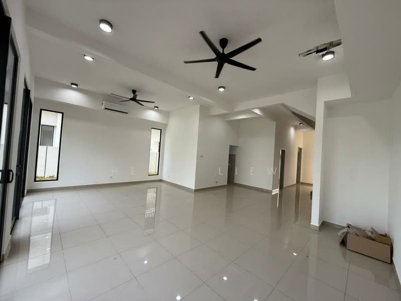 2-storey Terraced House for Rent in Cyberjaya (Selangor) - Henry Liew - Living Room - PropertyGuru.com.my