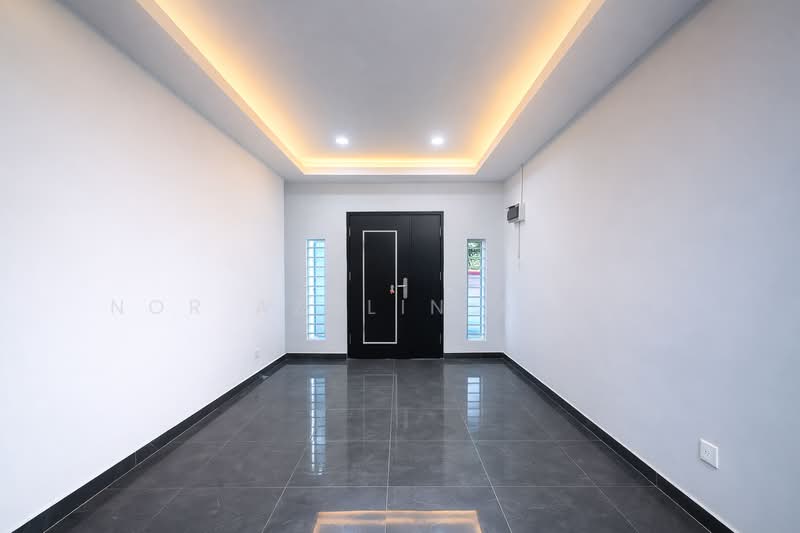Fully Renovated Single Storey Taman Harmoni Semenyih untuk Untuk Dijual - RM 370,000, Mac 2026 - Entrance - PropertyGuru.com.my