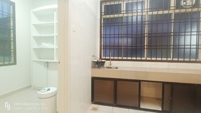 For Rent - Taman Molek