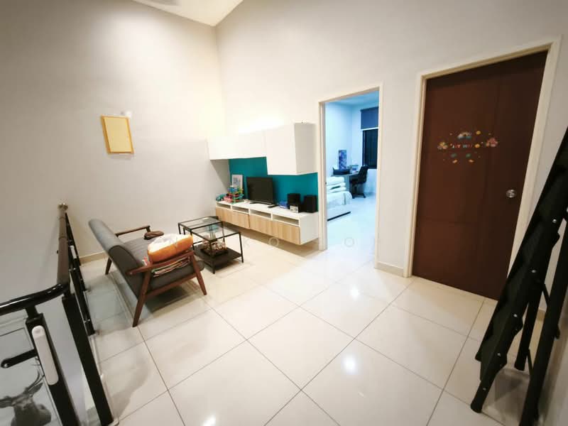 2-storey Terraced House for Sale in Taman Seri Austin (Tebrau) - Nikko Soh - Living Room - PropertyGuru.com.my
