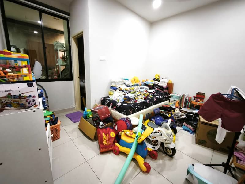 2-storey Terraced House for Sale in Taman Seri Austin (Tebrau) - Nikko Soh - Bedroom - PropertyGuru.com.my