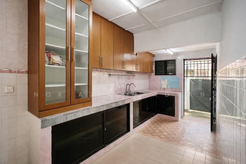 USJ 2 untuk Untuk Dijual - RM 659,000, Mac 2026 - Kitchen - PropertyGuru.com.my