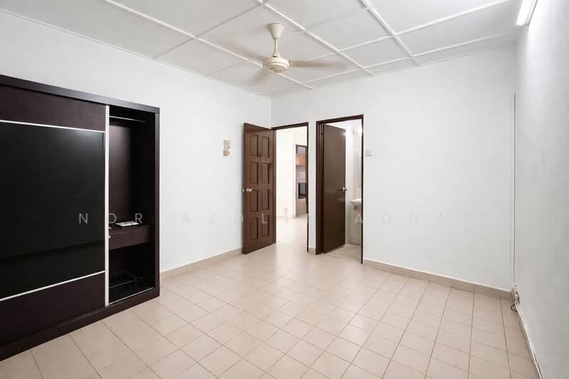 USJ 2 untuk Untuk Dijual - RM 659,000, Mac 2026 - Bedroom - PropertyGuru.com.my