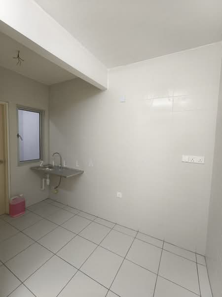 Condominium for Rent at Aspire Residence - Zilla Ahmad - Kitchen - PropertyGuru.com.my