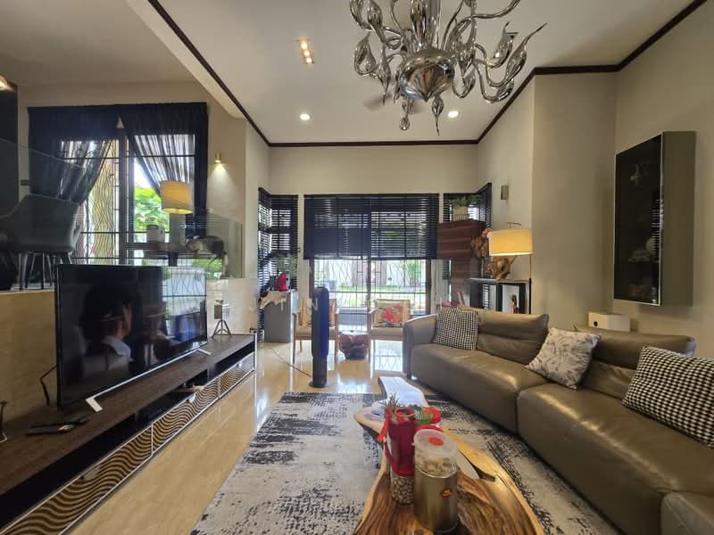 Rumah Teres 2-Tingkat untuk Dijual di Shah Alam (Selangor) - Jin Ooi - Living Room - PropertyGuru.com.my