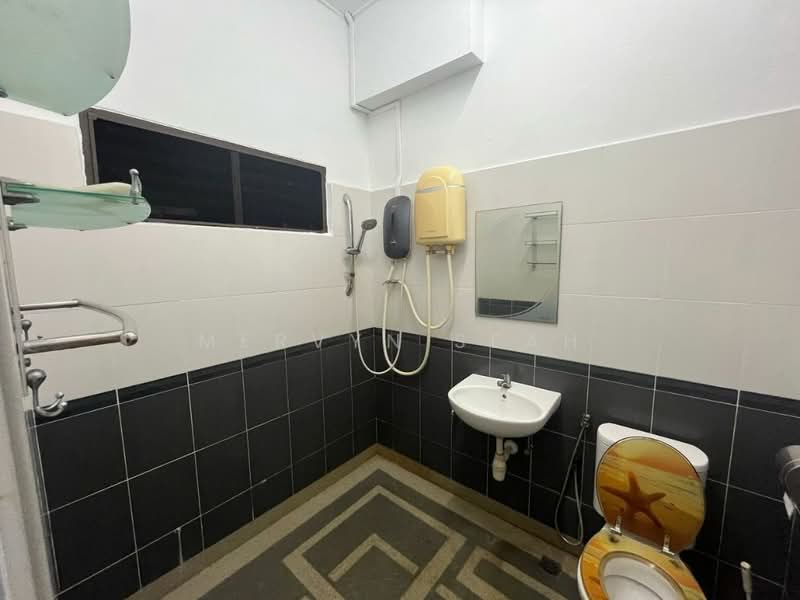 Semi-Detached House for Rent in Ayer Itam (Penang) - Mervyn Seah - Bathroom - PropertyGuru.com.my