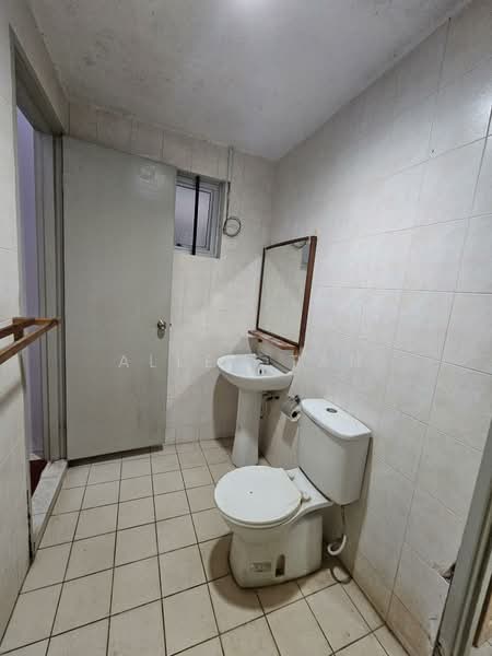 Service Residence for Sale at Millennium Place @ Millennium Square - Allen Tan - Bathroom - PropertyGuru.com.my