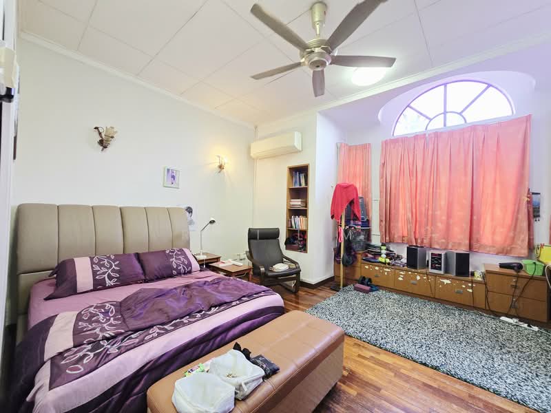 Semi-Detached House for Sale in Petaling Jaya (Selangor) - Reni Lim - PropertyGuru.com.my