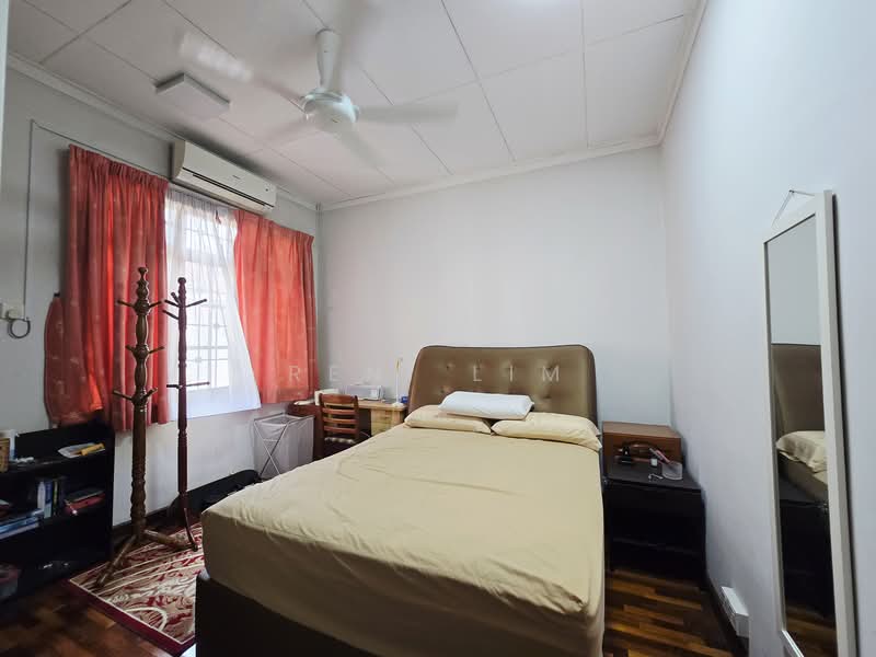 Semi-Detached House for Sale in Petaling Jaya (Selangor) - Reni Lim - PropertyGuru.com.my