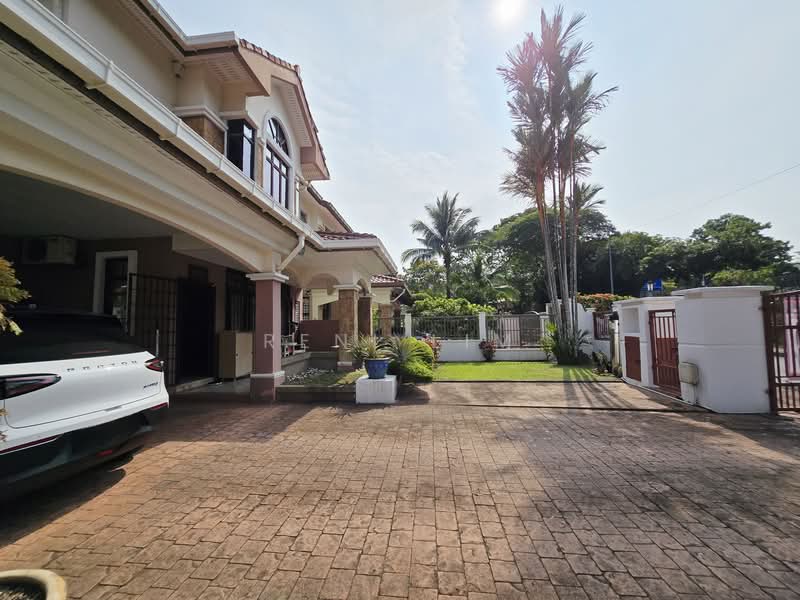 Semi-Detached House for Sale in Petaling Jaya (Selangor) - Reni Lim - Exterior - PropertyGuru.com.my