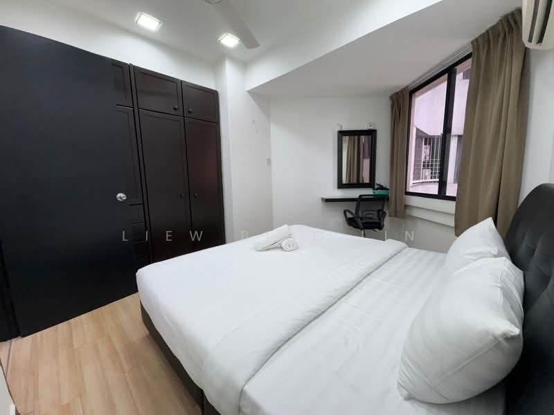 Plaza Berjaya untuk Untuk Disewa - RM 4,500 /bulan, Mac 2026 - Bedroom - PropertyGuru.com.my