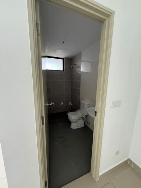 Condominium for Sale at Topaz Residence - Han . - Bathroom - PropertyGuru.com.my