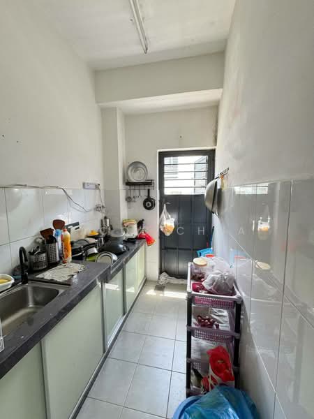 2-storey Terraced House for Sale in Taman Nusa Idaman (Iskandar Puteri (Nusajaya)) - Jacob Chua - Kitchen - PropertyGuru.com.my