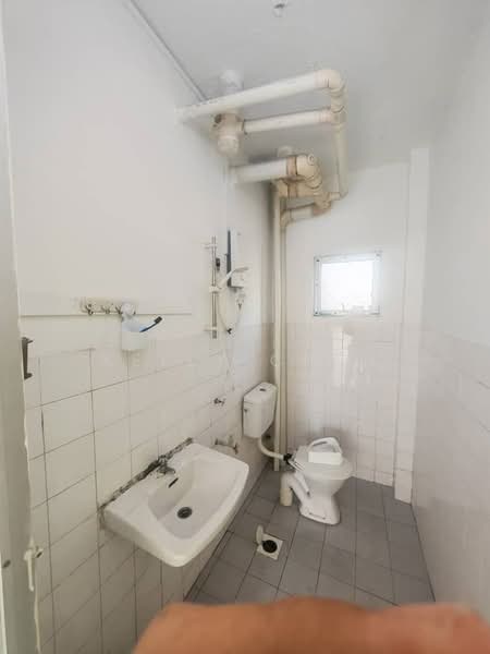Apartment for Rent at Ria 1 - Kelly Chen - Bathroom - PropertyGuru.com.my