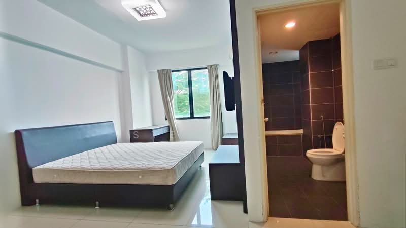 Condominium for Sale at Kinta Riverfront Hotel & Suites - Steven . - Bedroom - PropertyGuru.com.my