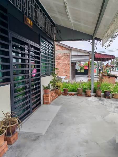 Banglo Komersial untuk Dijual di Bukit Merah (Lahat) - Selina Wong - PropertyGuru.com.my
