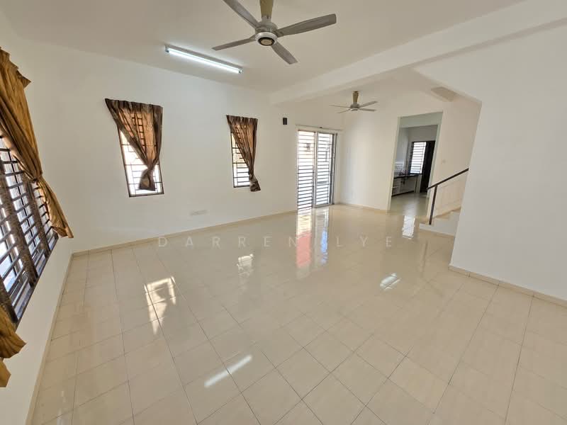 Taman Bayu Mutiara untuk Untuk Dijual - RM 800,000, Mac 2026 - Living Room - PropertyGuru.com.my