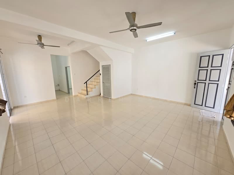 Taman Bayu Mutiara untuk Untuk Dijual - RM 800,000, Mac 2026 - Living Room - PropertyGuru.com.my