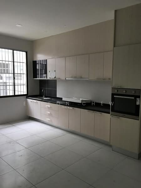 Bestari Height Bestaris Heights Bukit Indah untuk Untuk Dijual - RM 1,220,000, Mac 2026 - Kitchen - PropertyGuru.com.my
