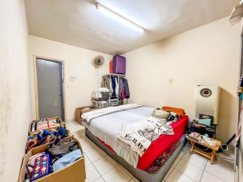 Condominium for Sale at Magna Ville - Ashraf Azwan - Bedroom - PropertyGuru.com.my