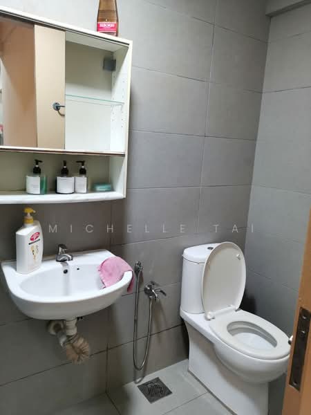Avenue D'Vogue untuk Untuk Disewa - RM 1,900 /bulan, Mac 2026 - Bathroom - PropertyGuru.com.my