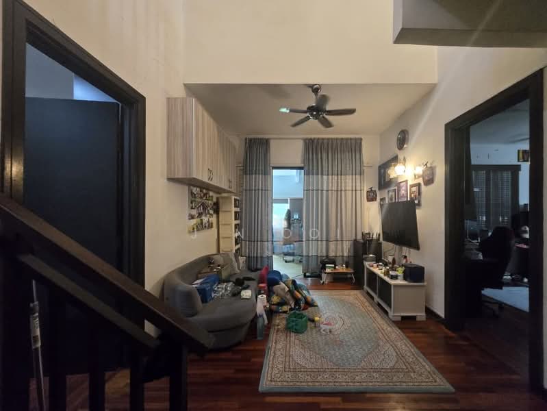 Rumah Teres 2.5-Tingkat untuk Dijual di Shah Alam (Selangor) - Jin Ooi - Living Room - PropertyGuru.com.my