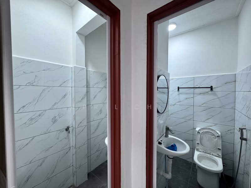 Taman Abad untuk Untuk Disewa - RM 1,100 /bulan, Mac 2026 - Bathroom - PropertyGuru.com.my