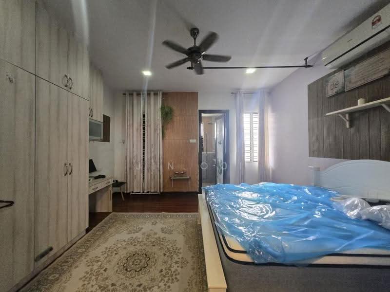 Rumah Teres 2.5-Tingkat untuk Dijual di Shah Alam (Selangor) - Jin Ooi - Bedroom - PropertyGuru.com.my