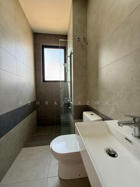 Semi-Detached House for Sale in Sungai Buloh (Selangor) - Ashraf Azwan - Bathroom - PropertyGuru.com.my