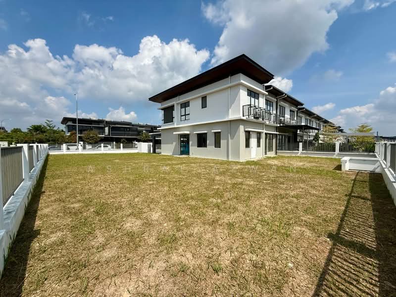 Semi-Detached House for Sale in Sungai Buloh (Selangor) - Ashraf Azwan - Exterior - PropertyGuru.com.my