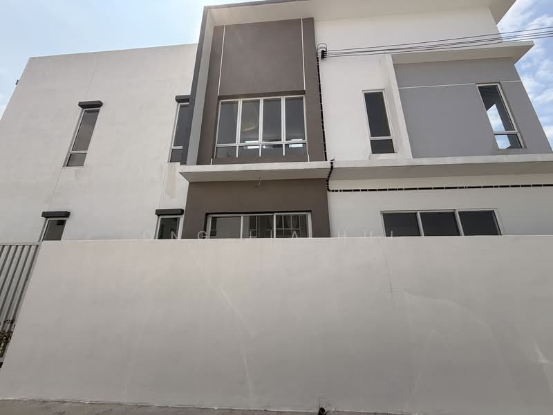 Terraced House for Sale in Bandar Sri Sendayan (Negeri Sembilan) - Ong Jia Hui - Exterior - PropertyGuru.com.my