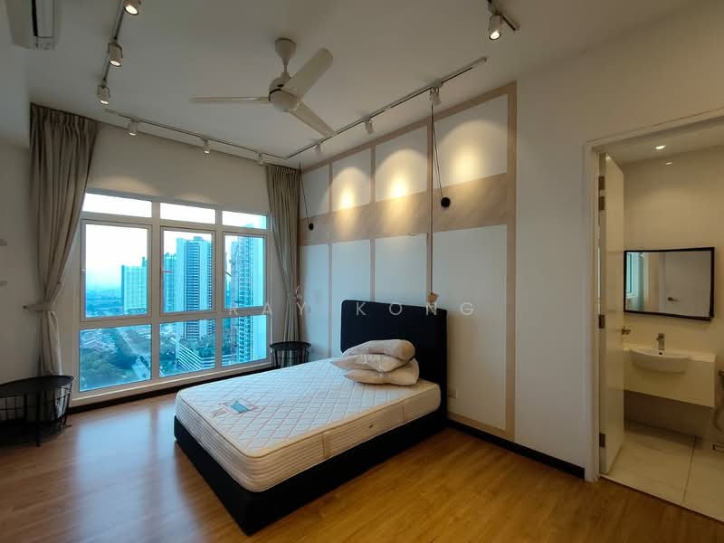 Eco Sky untuk Untuk Disewa - RM 2,400 /bulan, Mac 2026 - Bedroom - PropertyGuru.com.my