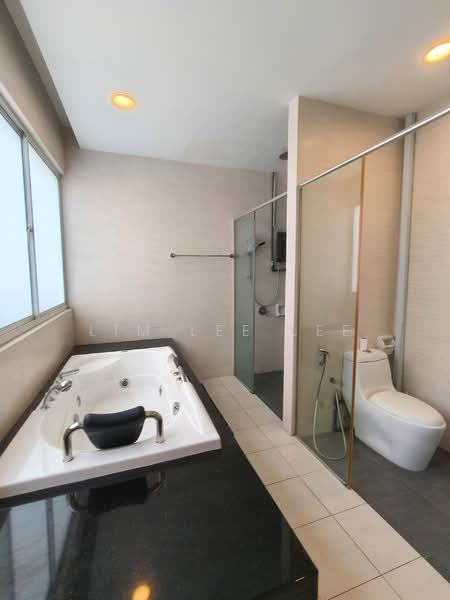 Bungalow for Sale in Setia Eco Park (Setia Alam) - Lim Lee Lee - Bathroom - PropertyGuru.com.my