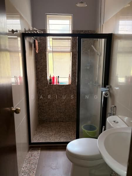 Bungalow Value Deal | 8,000 sqft | Buy Land Free House | Rasah Kemayan untuk Untuk Dijual - RM 1,350,000, Apr 2026 - Bathroom - PropertyGuru.com.my