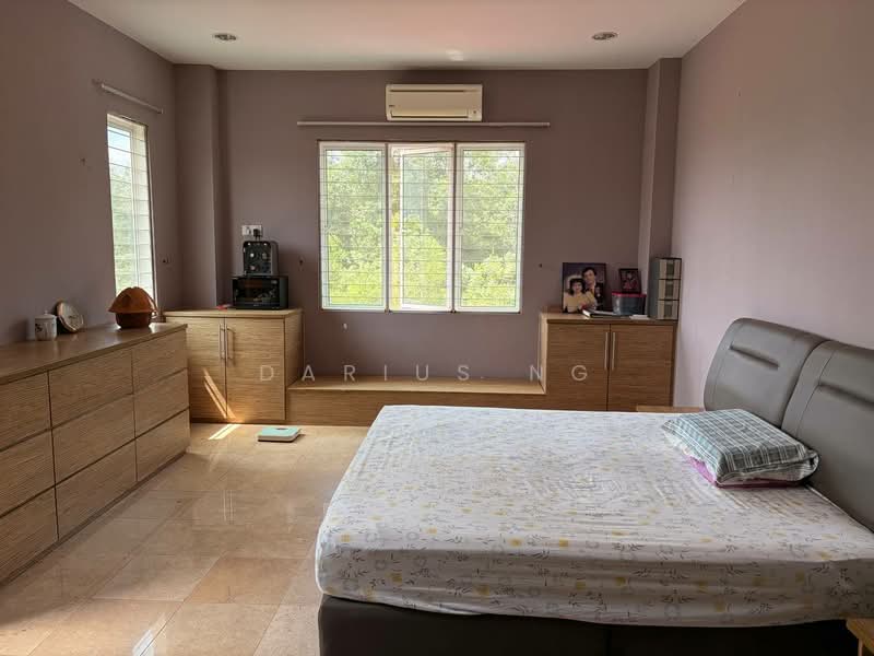 Bungalow Value Deal | 8,000 sqft | Buy Land Free House | Rasah Kemayan untuk Untuk Dijual - RM 1,350,000, Apr 2026 - Bedroom - PropertyGuru.com.my