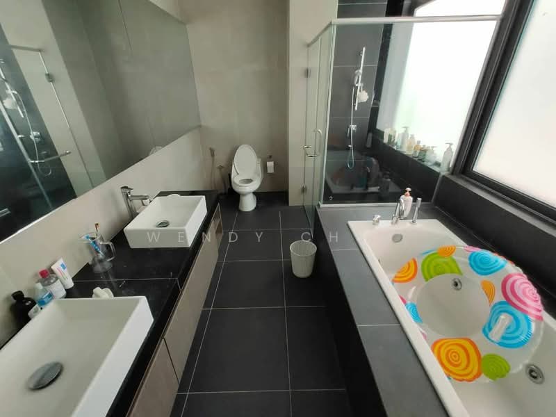 Semi-Detached House for Sale in Damansara Legenda (Petaling Jaya) - Wendy Chua - Bathroom - PropertyGuru.com.my