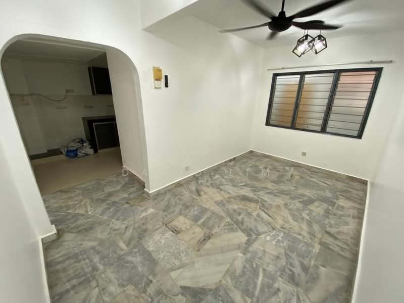 Bandar Country Homes untuk Untuk Dijual - RM 420,000, Apr 2026 - Interior - PropertyGuru.com.my