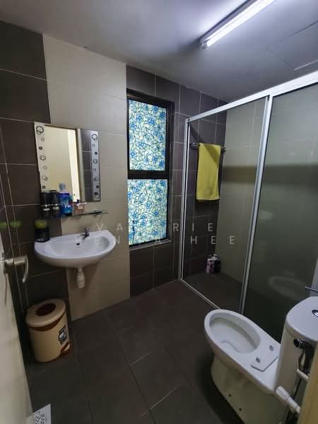 Condominium for Sale at Atmosfera Kondominium - Valerie Venna Hee - Bathroom - PropertyGuru.com.my
