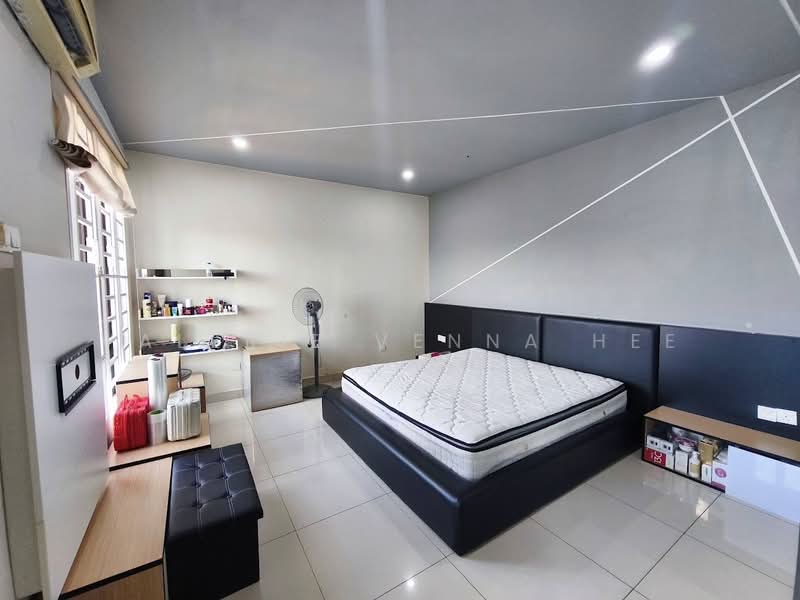 Condominium for Sale at Atmosfera Kondominium - Valerie Venna Hee - Bedroom - PropertyGuru.com.my