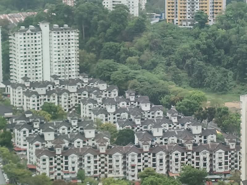 Villa Condominium untuk Untuk Disewa - RM 950 /bulan, Mac 2026 - Street View - PropertyGuru.com.my