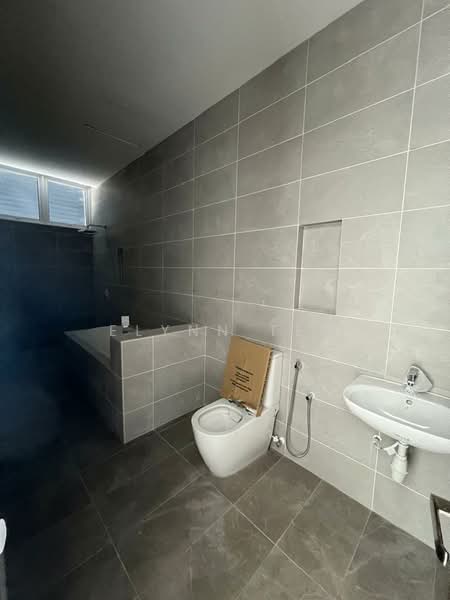 Rumah Banglo untuk Dijual di Taman Kota Permai (Bukit Mertajam) - Elynn Tee - Bathroom - PropertyGuru.com.my
