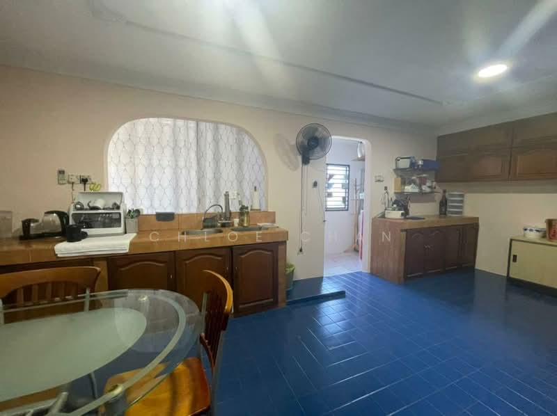 1-storey Terraced House for Sale in Batu Caves (Selangor) - Chloe Chan - Kitchen - PropertyGuru.com.my
