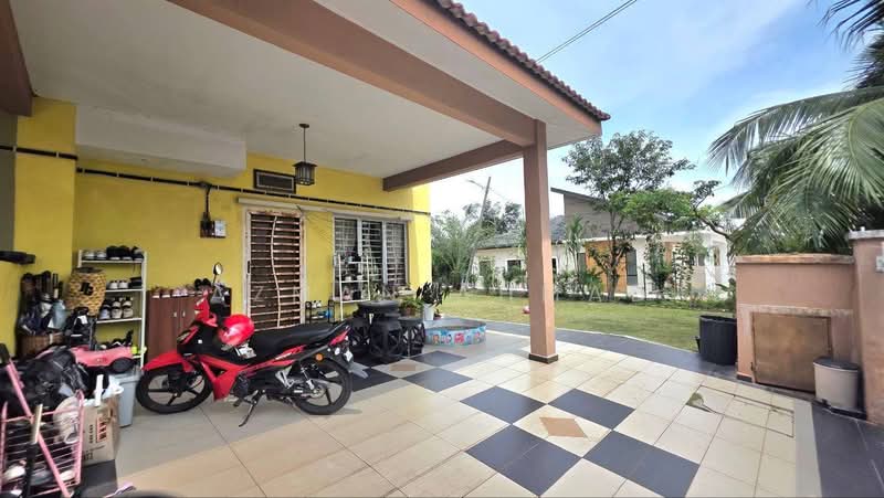 2-storey Terraced House for Sale in Bandar Baru Salak Tinggi (Sepang) - Azman Ahmad - PropertyGuru.com.my