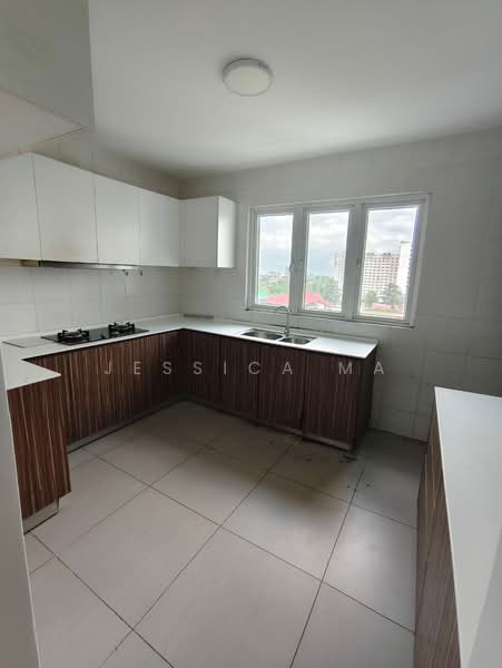 Seasons Amara Larkin untuk Untuk Disewa - RM 2,000 /bulan, Mac 2026 - Kitchen - PropertyGuru.com.my