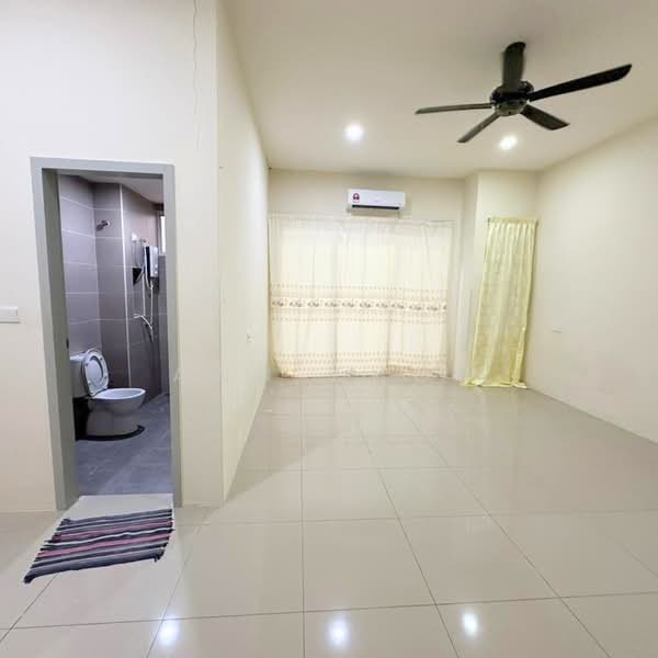 2-storey Terraced House for Rent in Bandar Tasek Mutiara (Simpang Ampat) - Ann Khor - Bathroom - PropertyGuru.com.my