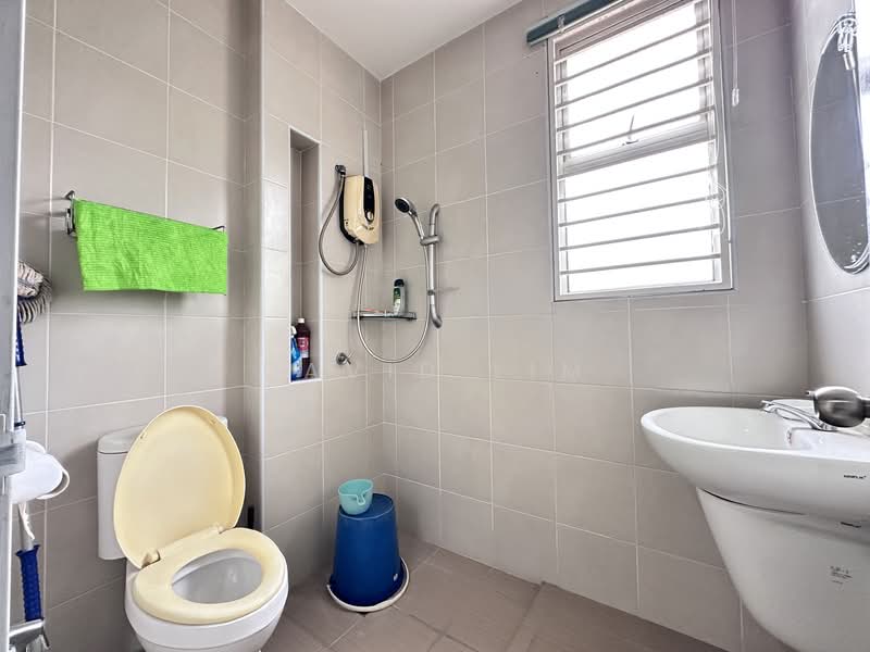 Rumah Teres 2 Tingkat untuk Dijual di Kota Emerald (Rawang) - David Lim - Bathroom - PropertyGuru.com.my